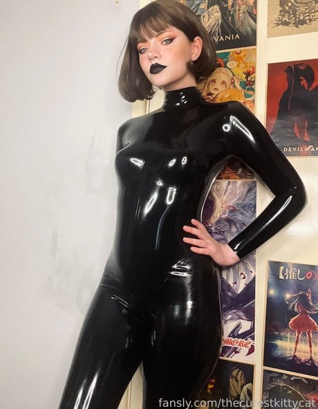 スリムなオンリーファンズ 無料エロ 写真