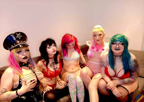 Count Drugula ghoul エロティックなモデル 画像