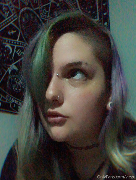 ぽっちゃり 主観視点 OnlyFans ポルノ 写真