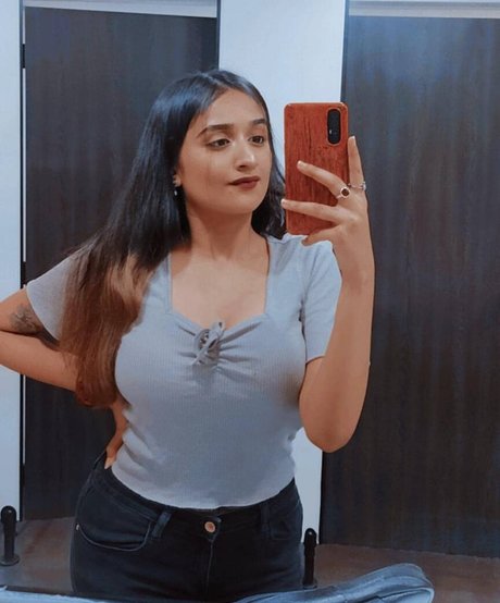 Ruchika Tandon 最高のポルノスター 写真