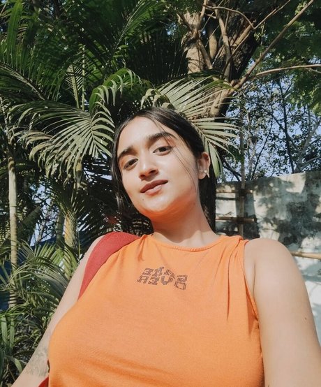 Ruchika Tandon アート女優 写真