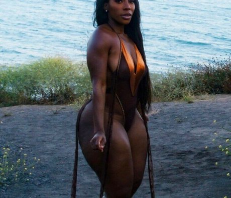 thesensationstar 完璧なポルノスター 写真