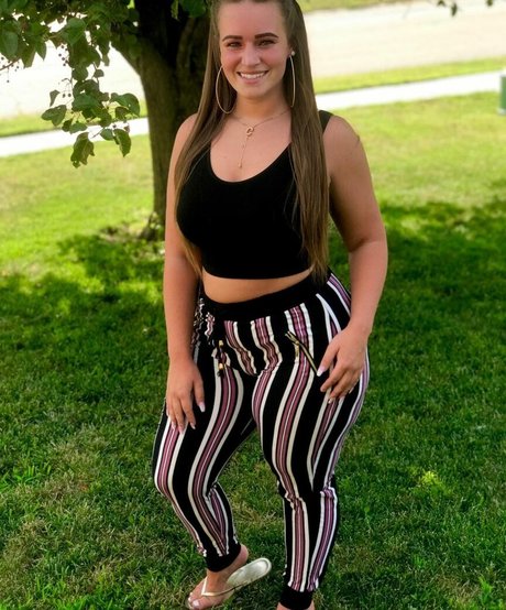 イギリスのプッシーOnlyFans 無料ポルノ 写真