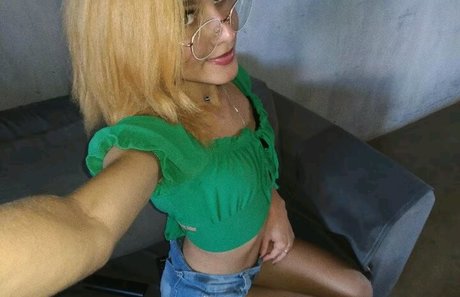 Sthefany Monteiro ヌードスター アーカイブ