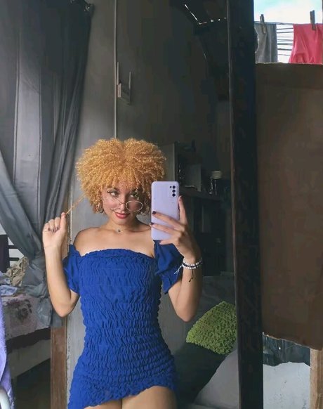 Sthefany Monteiro 美しいモデル 画像