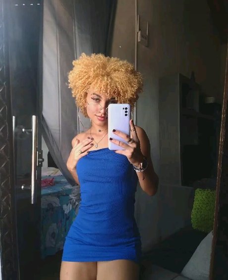 Sthefany Monteiro セックス女優 写真