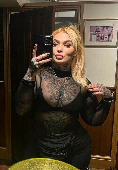 JOIアジアンOnlyFans 美しい裸 写真