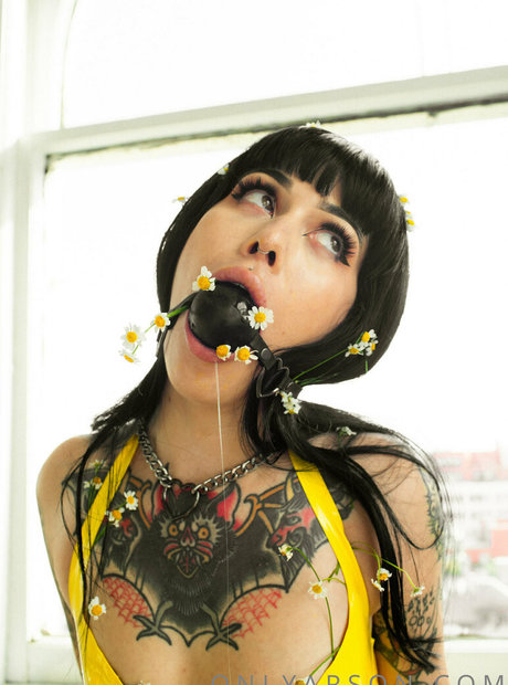 Arson Leigh セクシーモデル 写真