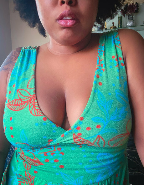 毛深いアジア人オンリーファンズ 素敵 写真