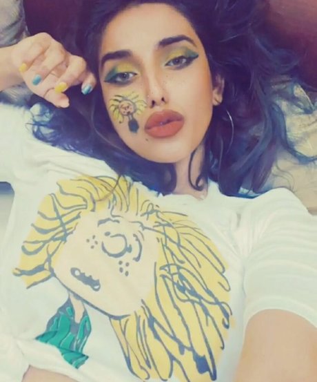 Nayoni Dutta 最高のスター 写真