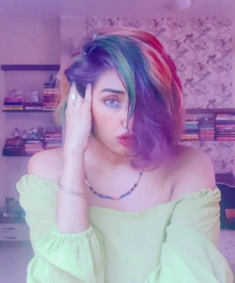 Nayoni Dutta ポルノスター 可愛い アーカイブ