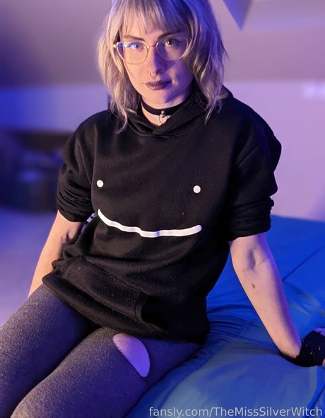 毛深いラテン系オンリーファンズ 美しいxxx 写真