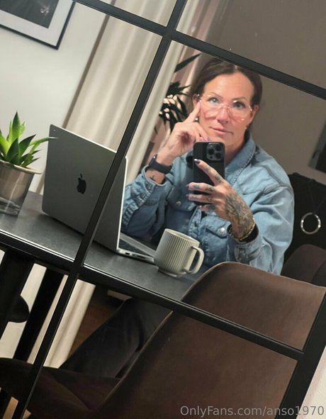 alpheratz スター 裸 画像