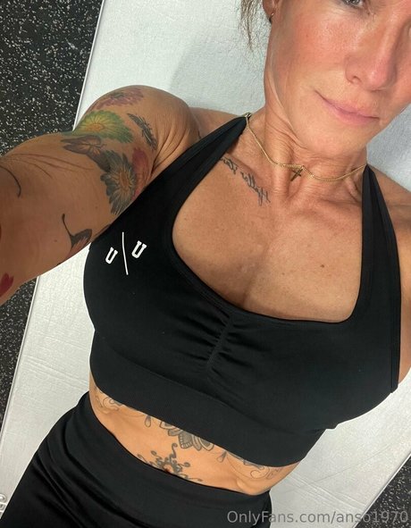 alpheratz 裸モデル 画像