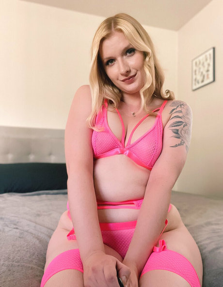 emmafromsweden ポルノモデル 写真