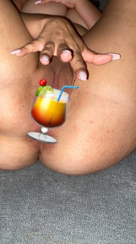 ouurplayyrooom セクシーモデル 画像