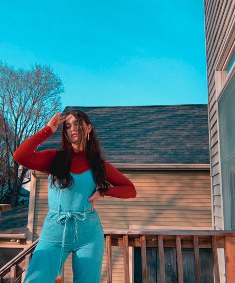 Ashley Jolly セクシーなスター 写真