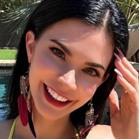 Spicyyrack ポルノスター アート 画像