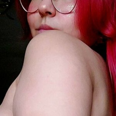 utkashnitke ポルノスター ヌード アーカイブ