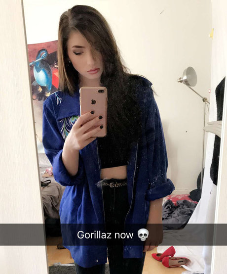 Taylor Kristine ポルノモデル ギャラリー