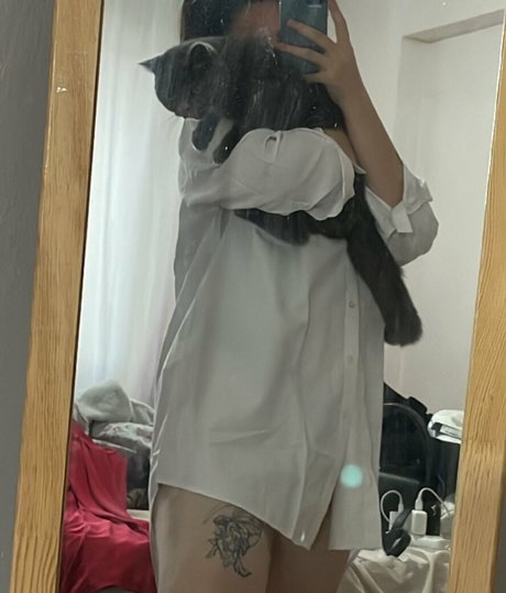 Nururkmz ポルノスター ヌード 写真