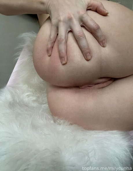 Mily Cunha セクシーなスター 写真