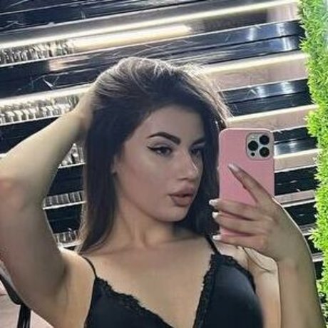 girlsoodaa ヌードのポルノスター 写真