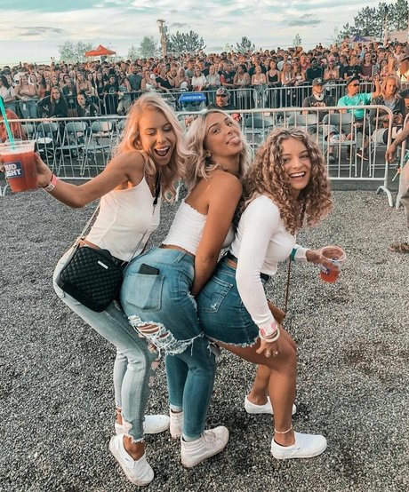 小人の裸OnlyFans ヌード 写真