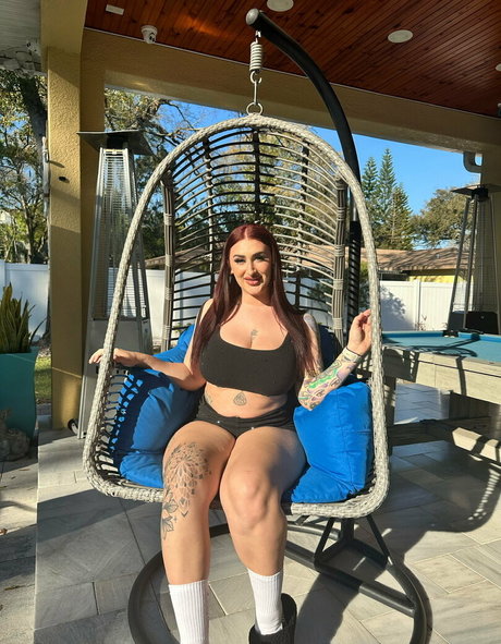 dangerousbunnyxx 裸の女優 写真