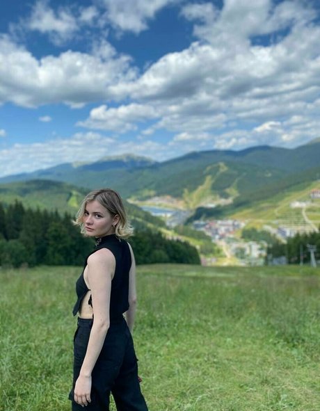 黒人レズビアンオンリーファンズ ヌード 写真