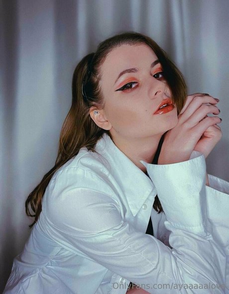 逆騎乗位 オンリーファンズ エロチック 写真