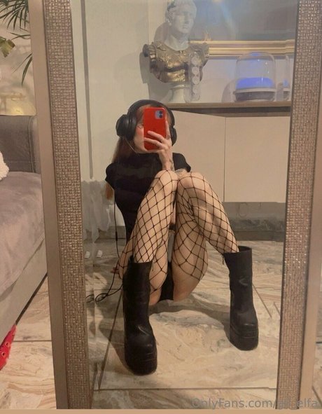 gil elfa ポルノモデル ギャラリー