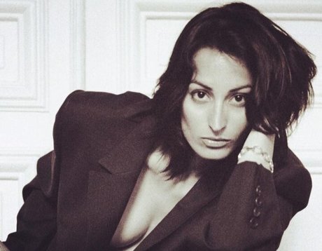 Laetitia Eido ポルノモデル 写真