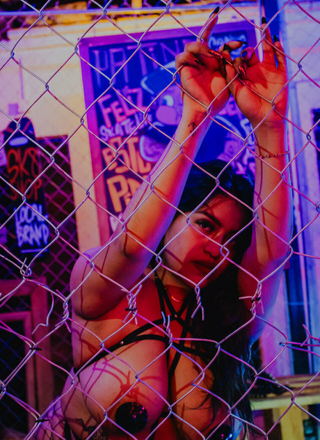 フェイシャルオンリーファンズ ホットセクシー 写真