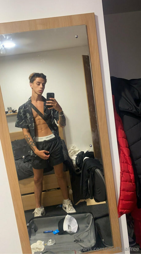 jdlofficialfree 独占スター 画像