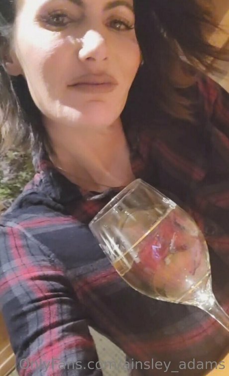 巨乳義母OnlyFans 可愛い 写真