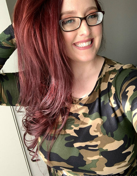 ray4fr33 セクシーなポルノスター ギャラリー