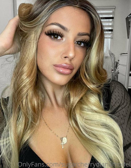 kinkyyvanessa ポルノスター エロティック 写真