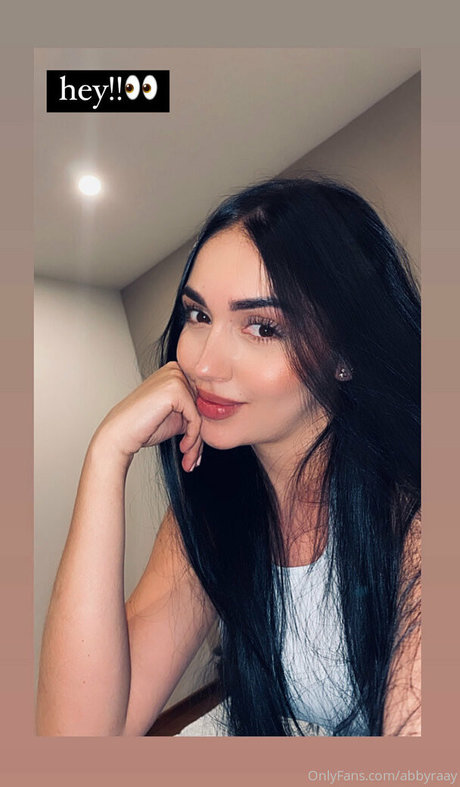 女子大生オンリーファンズ 無料ヌード 写真