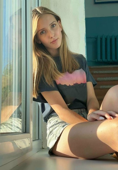 i lina 可愛い女優 画像