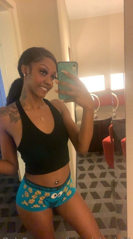 ブルネットのPOV OnlyFans エロ 写真