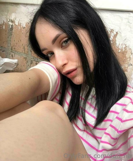 ティーンウェブカメラOnlyFans アートヌード 画像