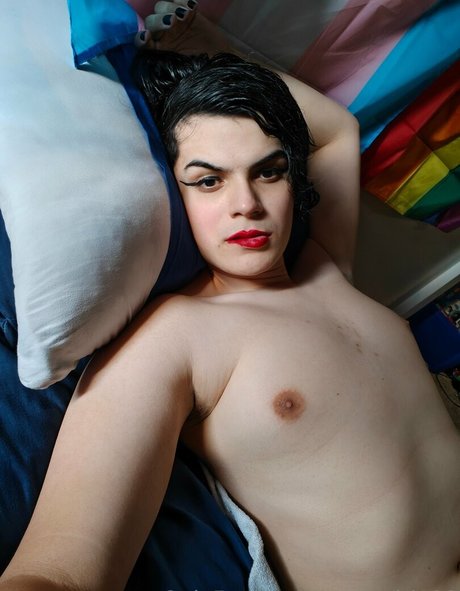 曲線美のラテン系オンリーファンズ パーフェクト 画像