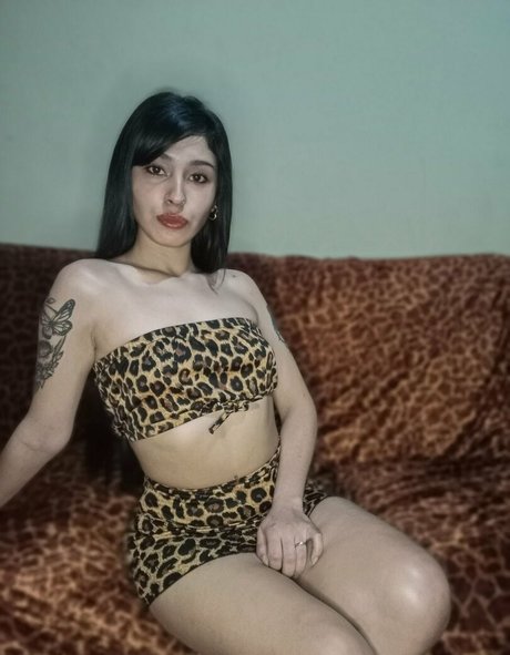 イギリスのプッシーOnlyFans アートポルノ ギャラリー