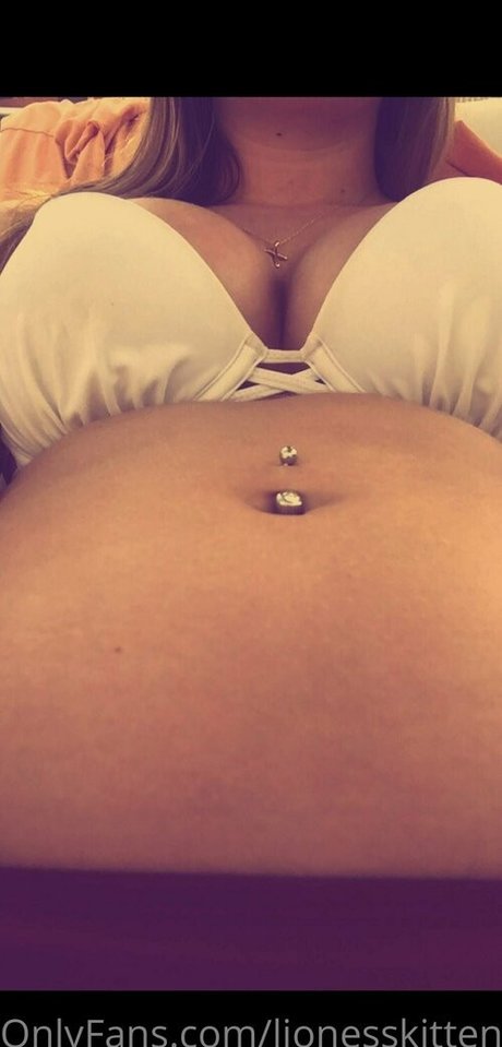 lionesskitten 最高のスター 写真