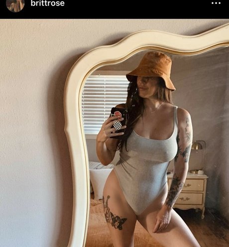 Brittany Rose Bush アダルトモデル 写真