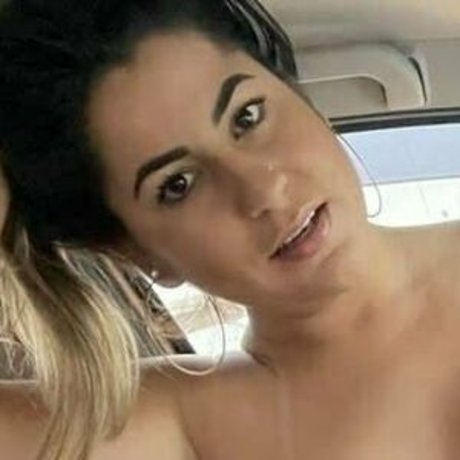 BBW妻オンリーファンズ セクシー裸 画像