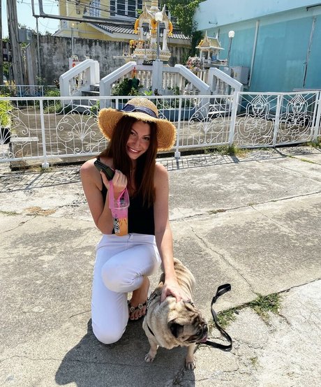 ラバーオンリーファン xxx 写真