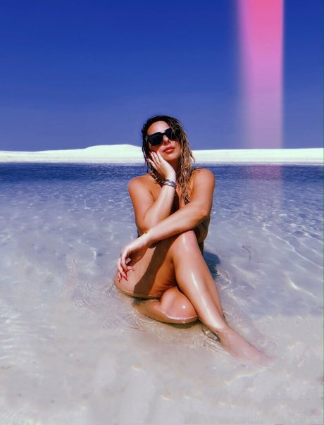 アジア人女性OnlyFans ヌード 写真