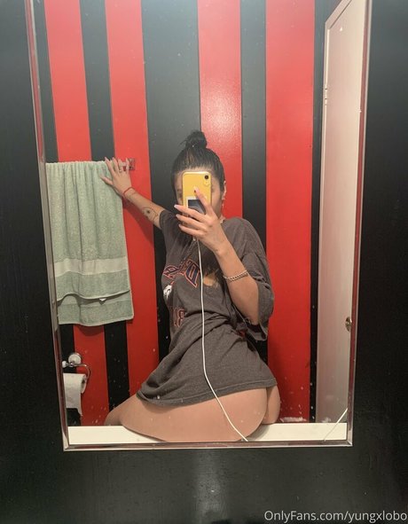 yungxlobo ヌードモデル 写真